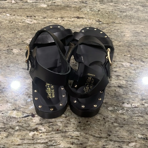 Bella Vita black leather sandals with gold studs - Picture 3 of 3